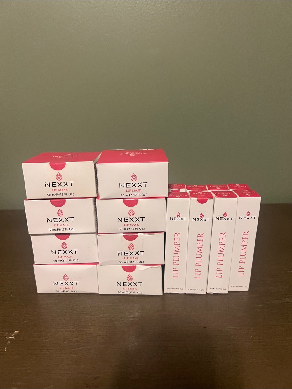 Resellers Bundle of 16: NEXXT Lip Plumper & Lip Mask Set
